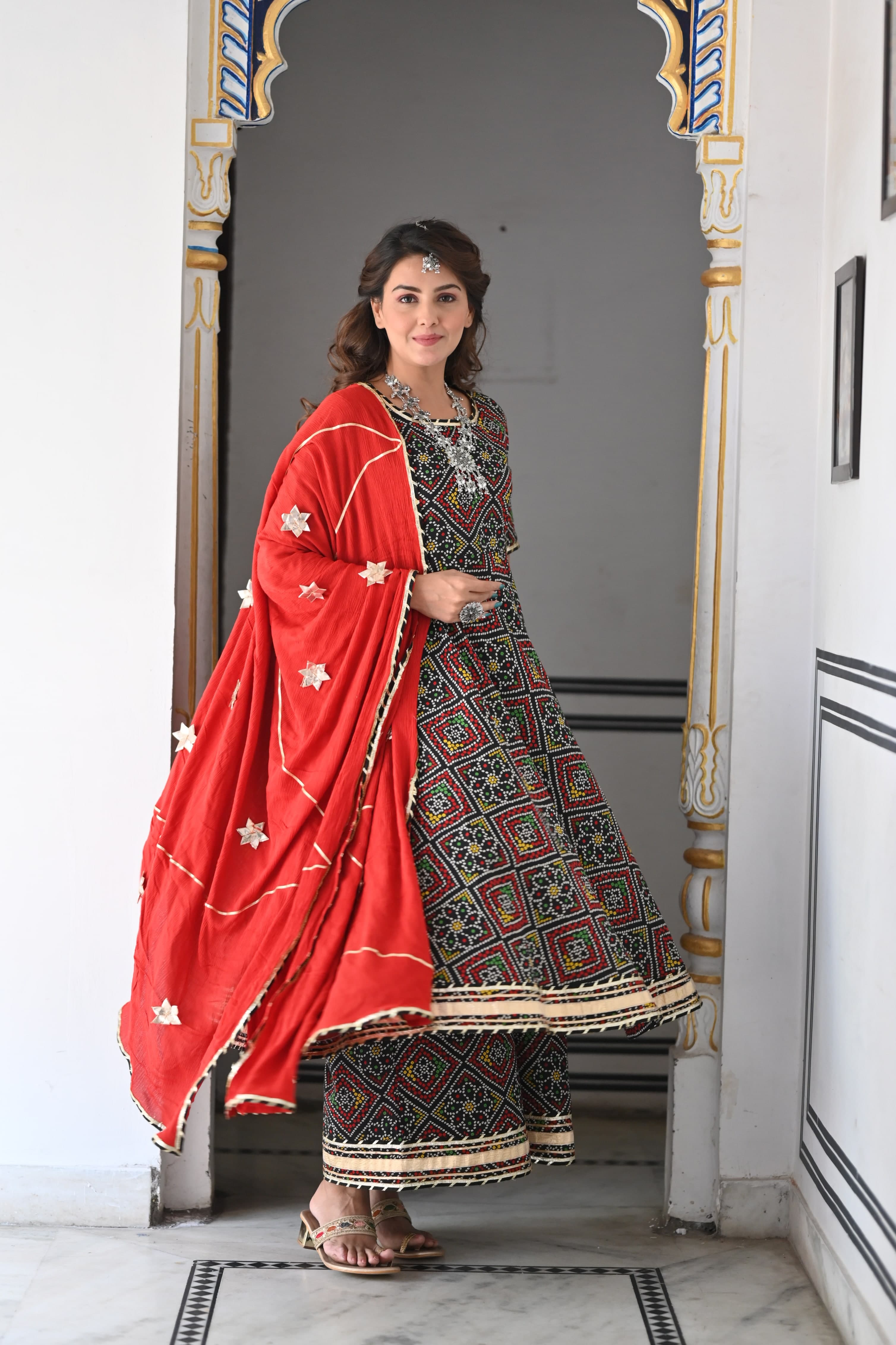 Black Bhandhani Suit Set